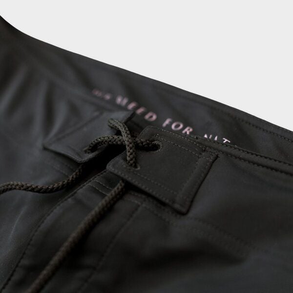 picea.earth ECONY Max-Flex Boardshorts in Lila/Schwarz von picea.earth