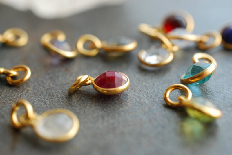 Edelstein-Anhänger Für Geburtsstein-Kette/Vergoldetes Silber Geburtstagsgeschenke Personalisierte Geschenke von picturing