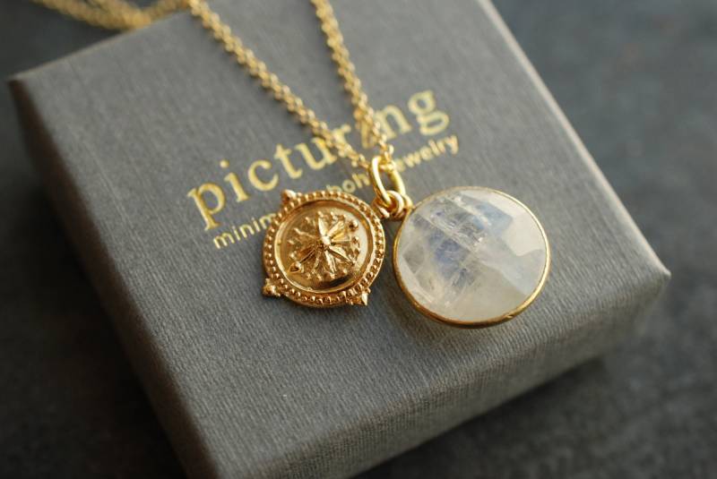 Fernweh . Boho-Kette Kompass Wahlweise Mit Mondstein Echt Vergoldetes Silber/Geburtstagsgeschenke von picturing