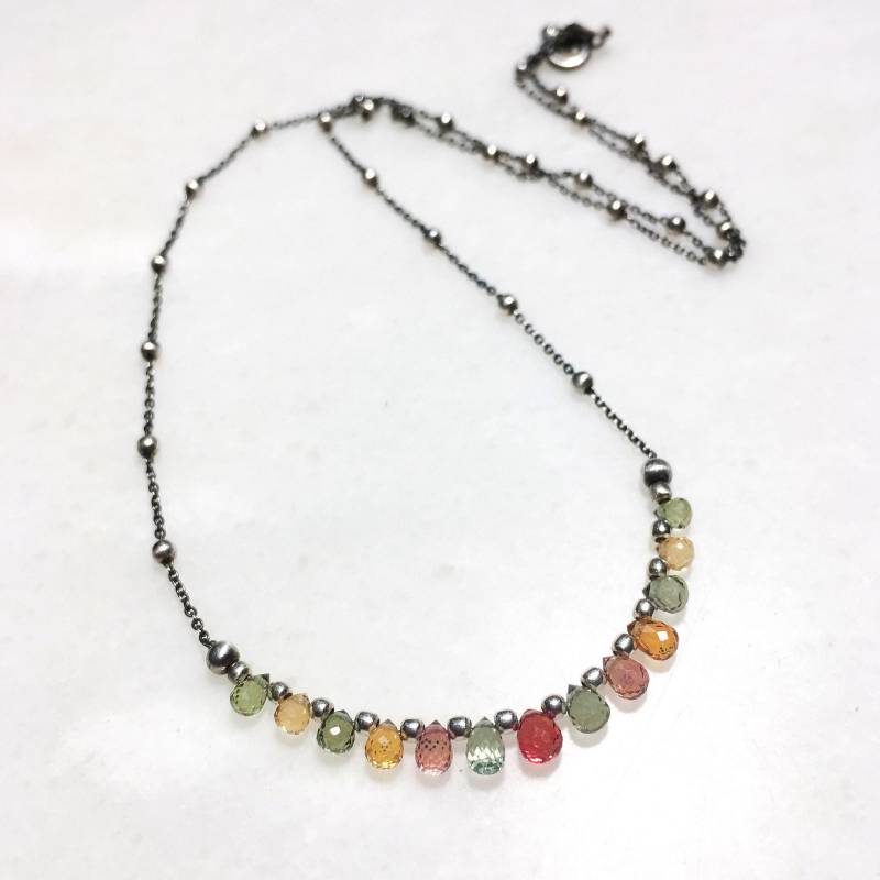 Multicolor Saphir Halskette Mit Sterling Silber Kette, Minimaler Edelstein Schmuck Multicolor Saphir Halskette Mit Sterling Silber Kette, Minimaler Edelstein Schmuck von pieceofART