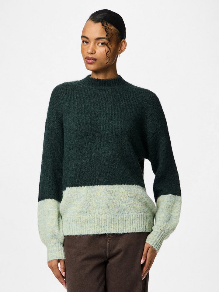 pieces Rundhalspullover PCIVY LS O-NECK COLOR BLOCK KNIT PWP BC Colorblock Design von pieces