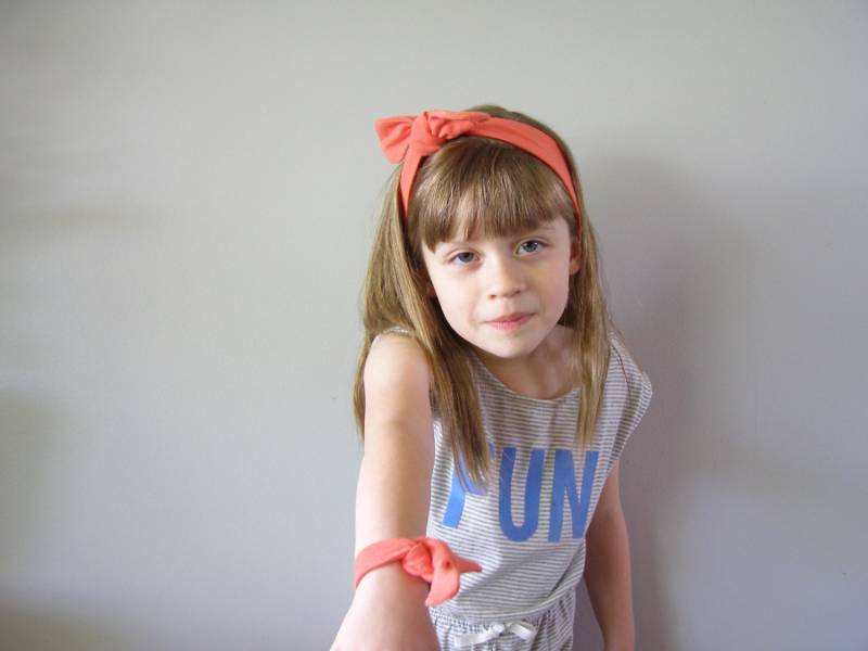 Set Aus Lachsfarbenem Stirnband Und Armband, Weiches Kopfband, Einstellbares Kopfschmerzfreies Stirnband, Baumwoll-Stirnband Armband von pigglyandpebbles