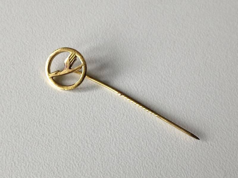 Goldene Lufthansa Anstecknadel - Ein Stück Luftfahrtgeschichte von pinbox24shop
