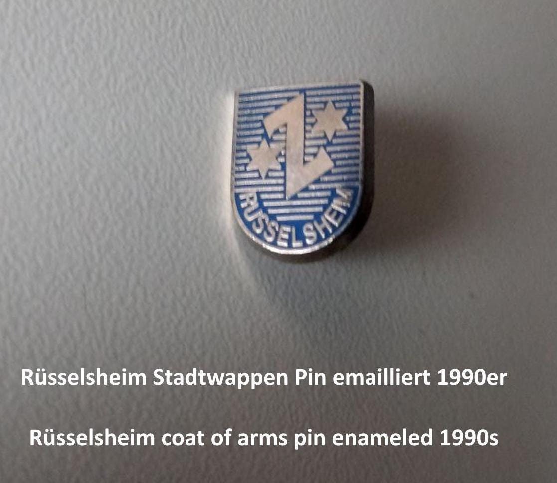 Rüsselsheimer Stadtwappen Pin - Emailliert Rüsselsheimer Stadtwappen Pin - Emailliert von pinbox24shop
