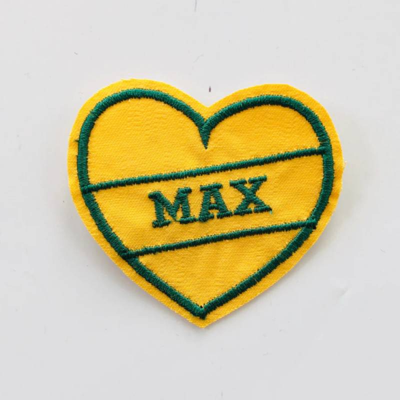 Benutzerdefinierte Name Patch, Gestickte Herz Varsity Patch von pineandbearUK