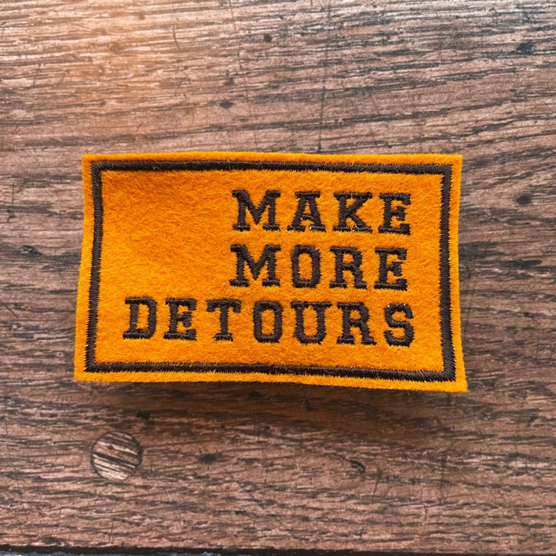 Make More Detours Adventure Patch, Entdecker-Aufnäher, Gestickter Aufnäher Aus Wollfilz von pineandbearUK