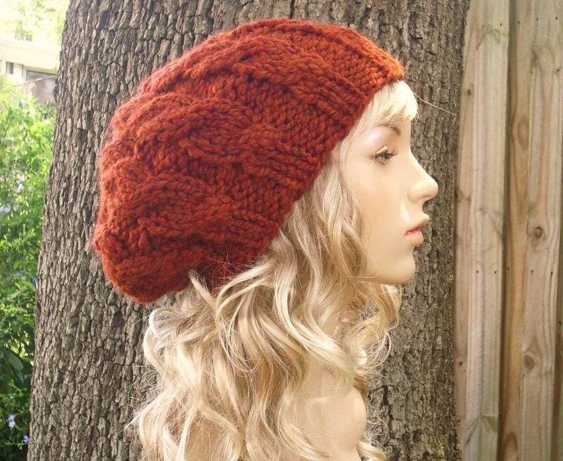 Grobstrickmütze, Damenmütze, Herrenmütze, Wintermütze, Zopfmuster, Baskenmütze, Slouchy Beanie, Zopfmuster von pixiebell