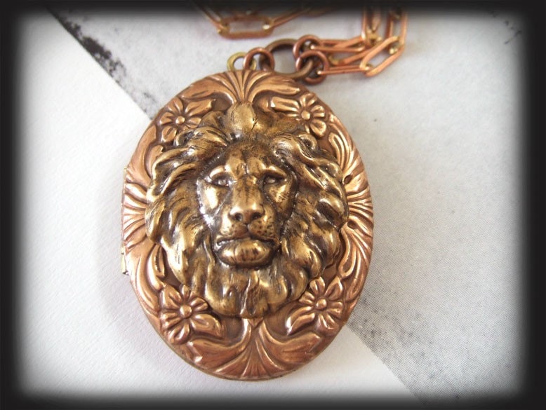The Brave One, Vintage 70Er Jahre Kupfer Medaillon Halskette von plasticouture