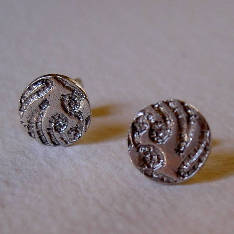 Ausstehende Button Spirale Und Wellen/Taste Mit Ohrringe von platines