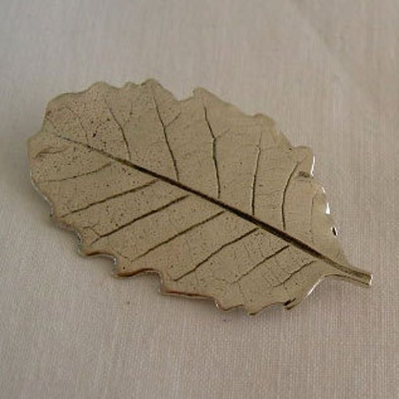 Brosche Hoja De Roble/Eichenblattbrosche von platines