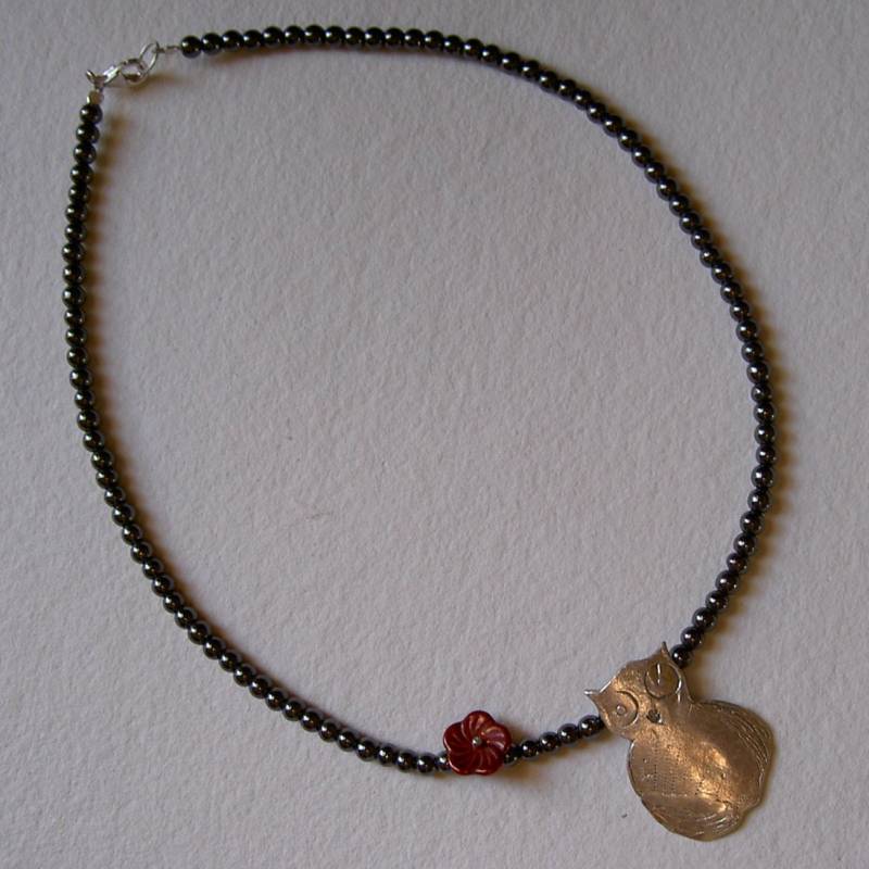 Eule Meidano Mit Hämatit von platines