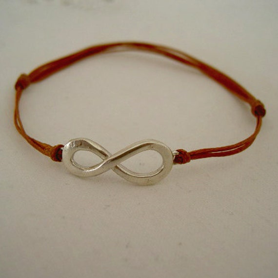 Pulsera Infinito Con Cordón/ Unendliche Pulsader Mit Cordón von platines