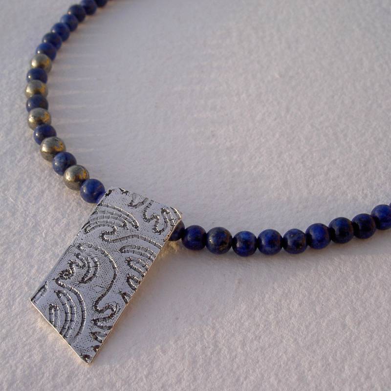 Trapez Anhänger Mit Lapislazuli Und Pyrit von platines