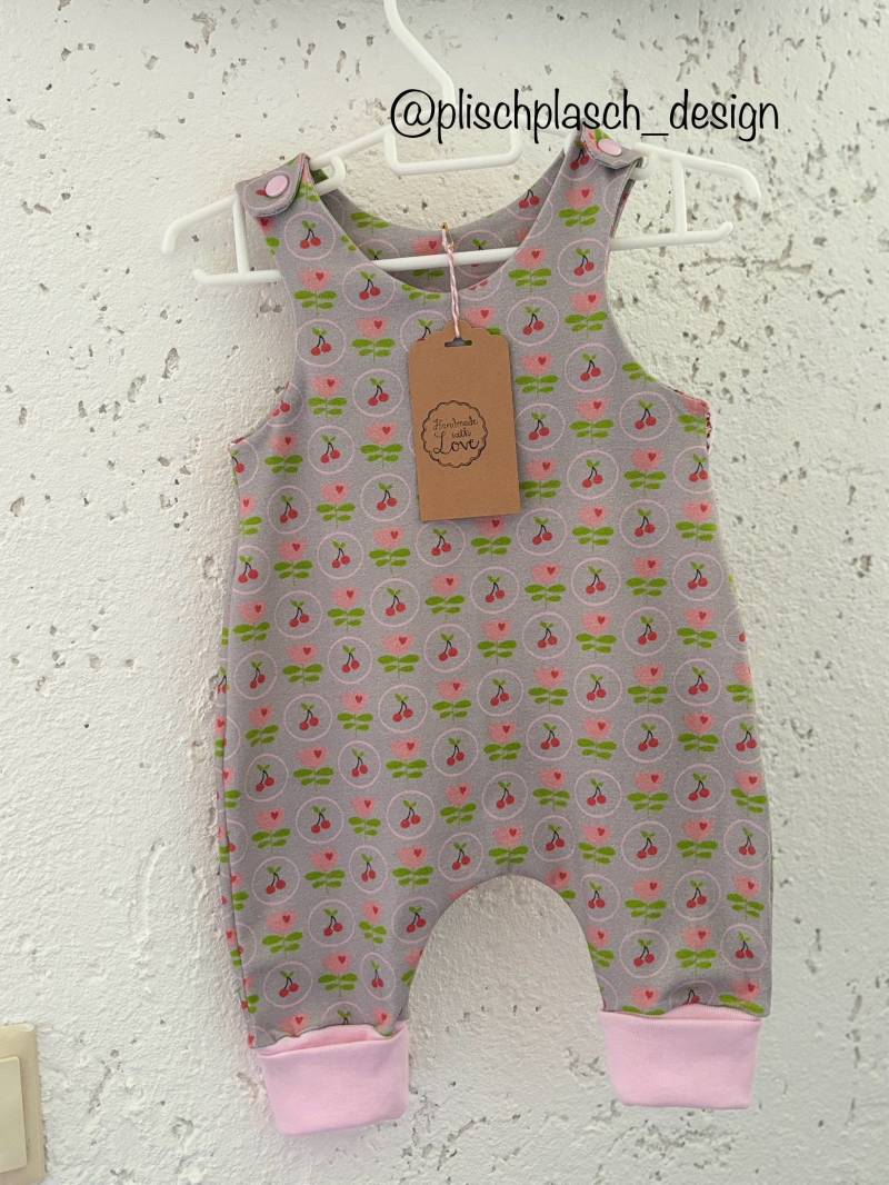 Mitwachsender Baby Strampler von plischplasch