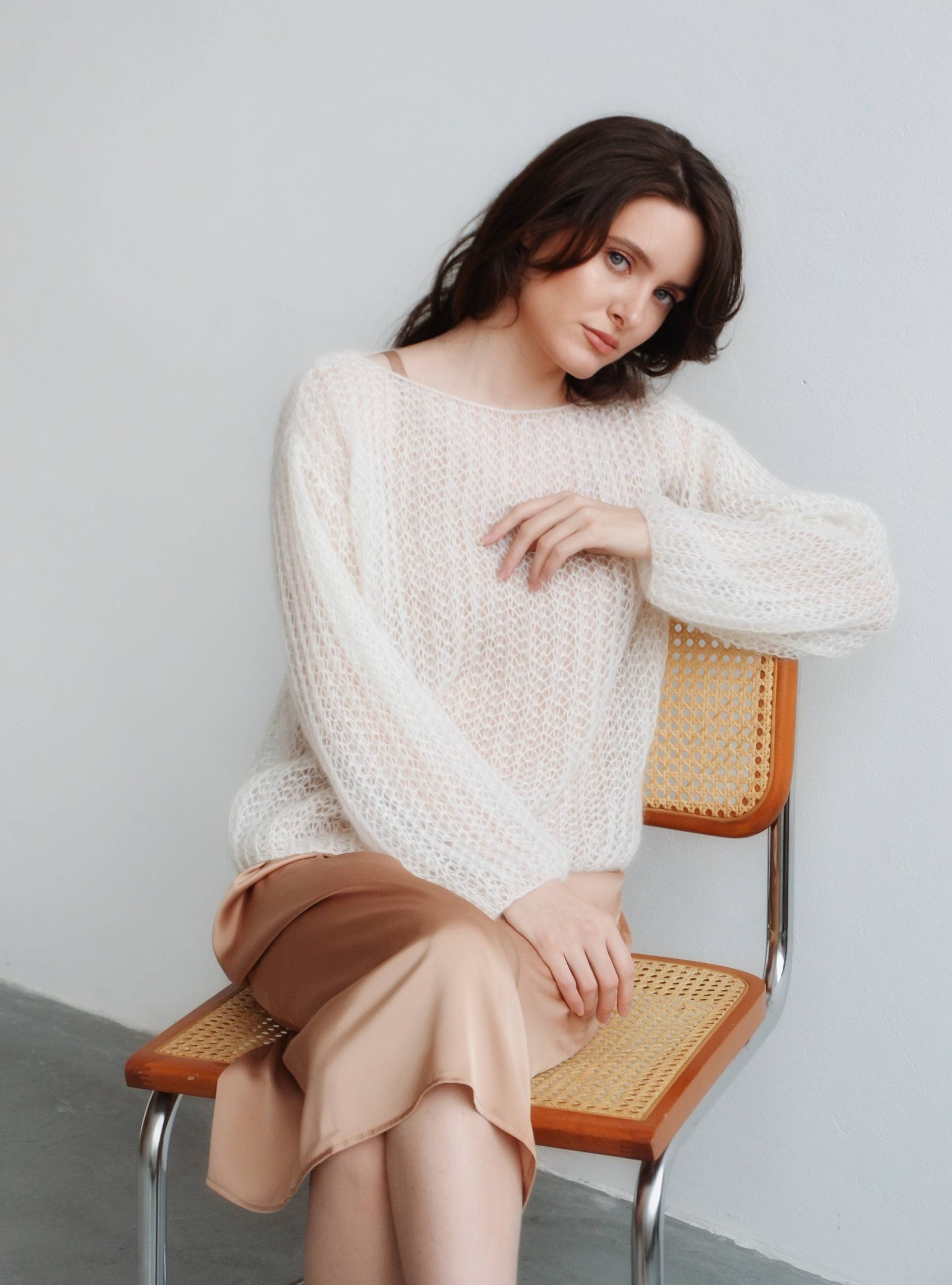 Gestrickter Mohair Pullover Mit Puffärmeln/Spezialanfertigung von pogoretska