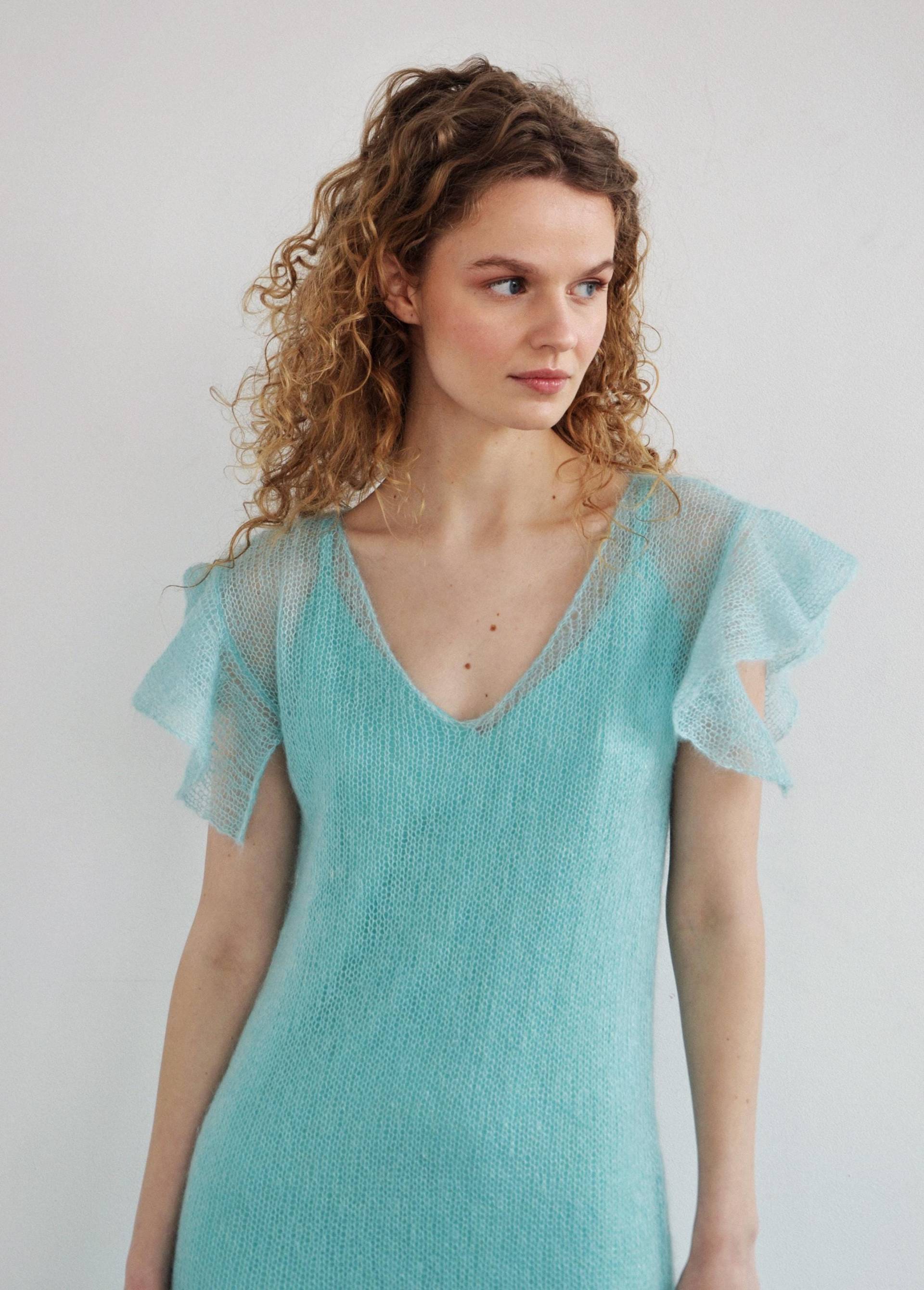 Schulter Rüschen Mohair Strickkleid/ Sonderanfertigung von pogoretska