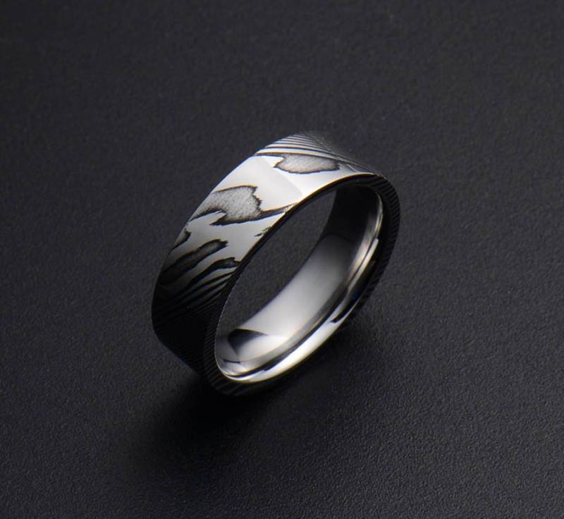Echte Edelstahl Damaskus Stahl Herren Ring Pd103 von polygallery