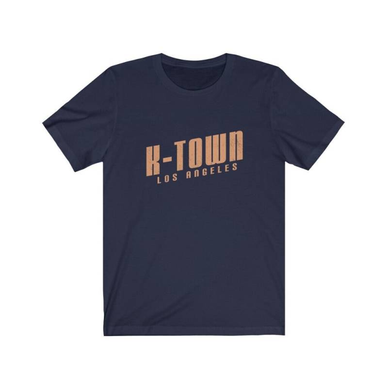 K-Town Los Angeles Kurzärmeliges T-Shirt Unisex K-Town Los Angeles Kurzärmeliges T-Shirt Unisex von popularetsy