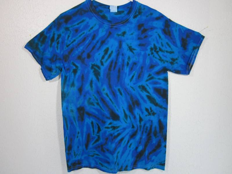 Krawatte Farbstoff Unisex Größe Medium Blau Türkis Und Schwarz Kristall Scherben von possumhillfiberworks