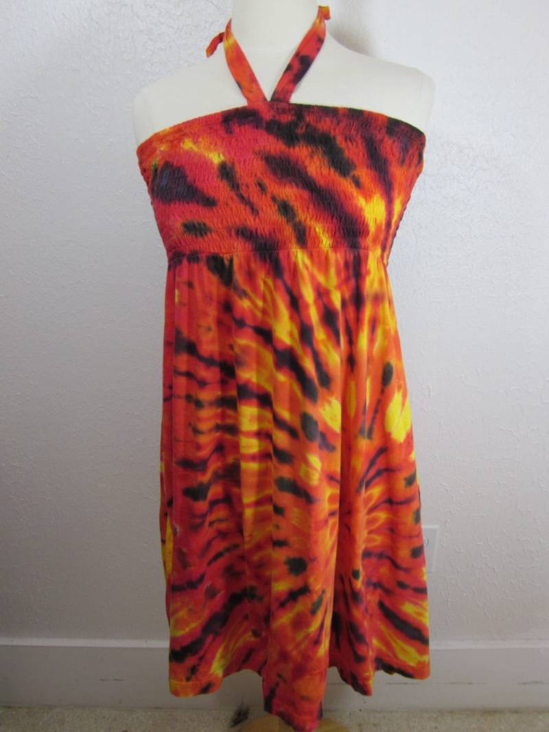 Smok Tie Dye Kleid Spirale Aus Feuer Groß von possumhillfiberworks