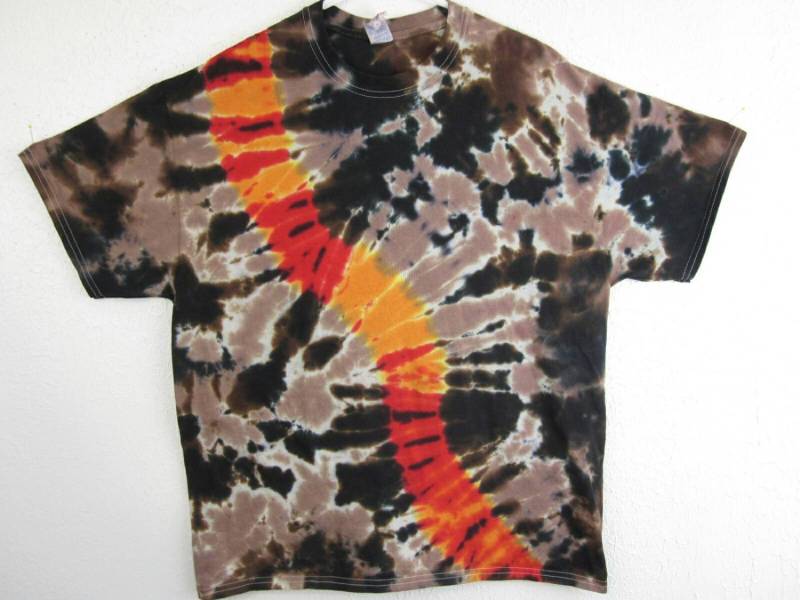 Tie Dye Unisex Größe Xl Braun Schwarz Mit Orange Wellen von possumhillfiberworks