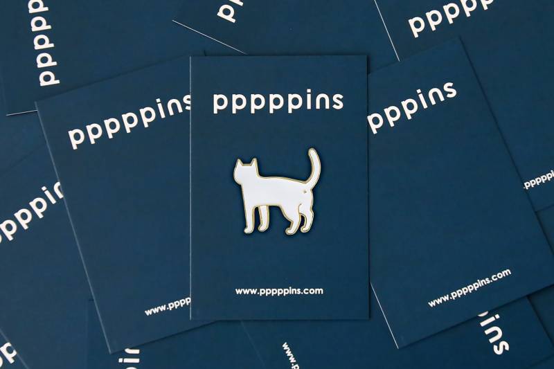 Kleine Weiße Katze Emaille Pin Kleine Weiße Katze Emaille Pin von pppppins