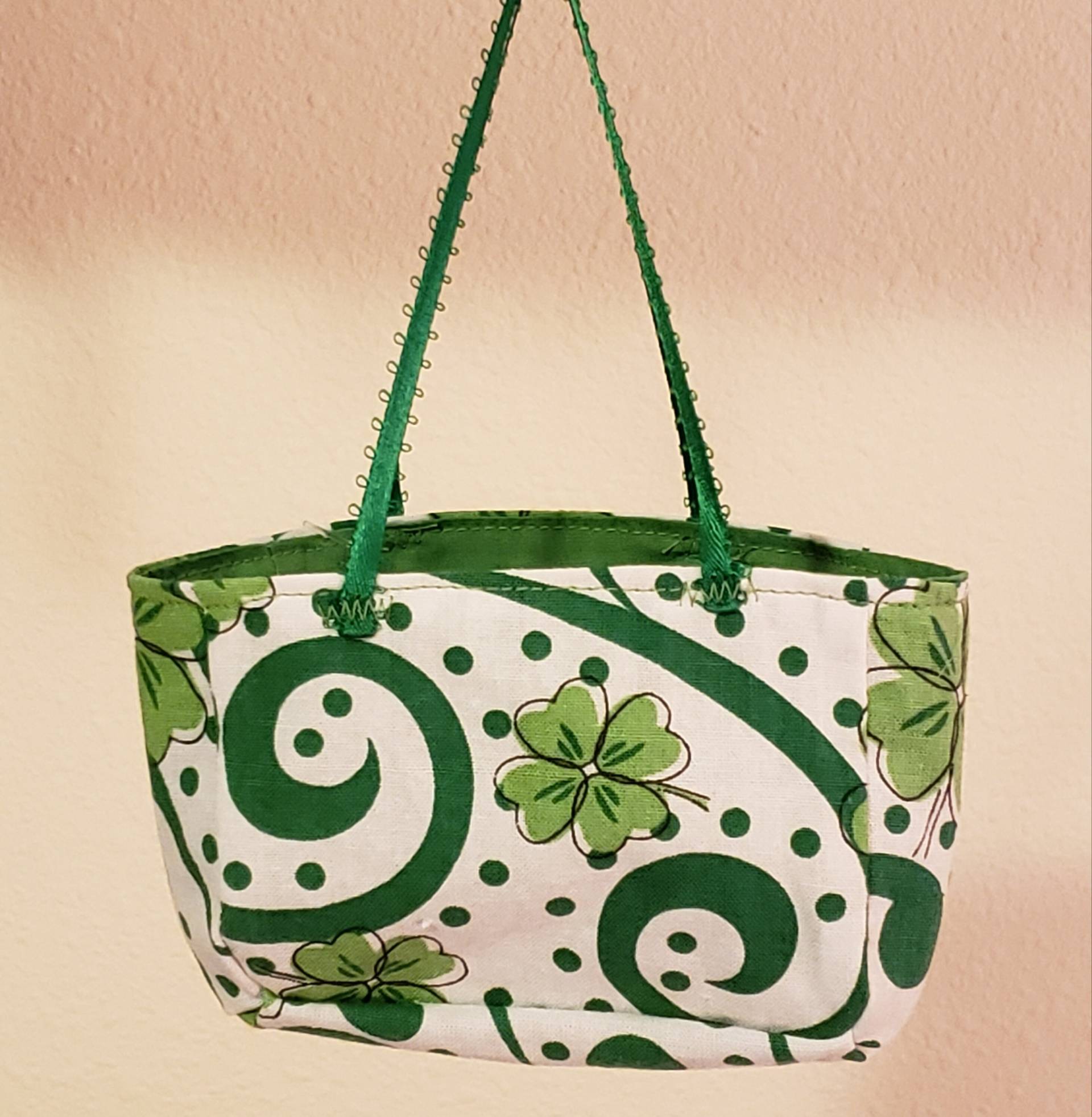 Petite Totes - Kleeblattwirbel Petite Totes - Kleeblattwirbel von practicalsewing