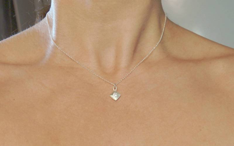 Diamant Halskette Zierliche Solitär Edelstein Charm Muttertagsgeschenk Hochzeit Birthstone Brautschmuck Brautjungfer Geschenk von preciousjd