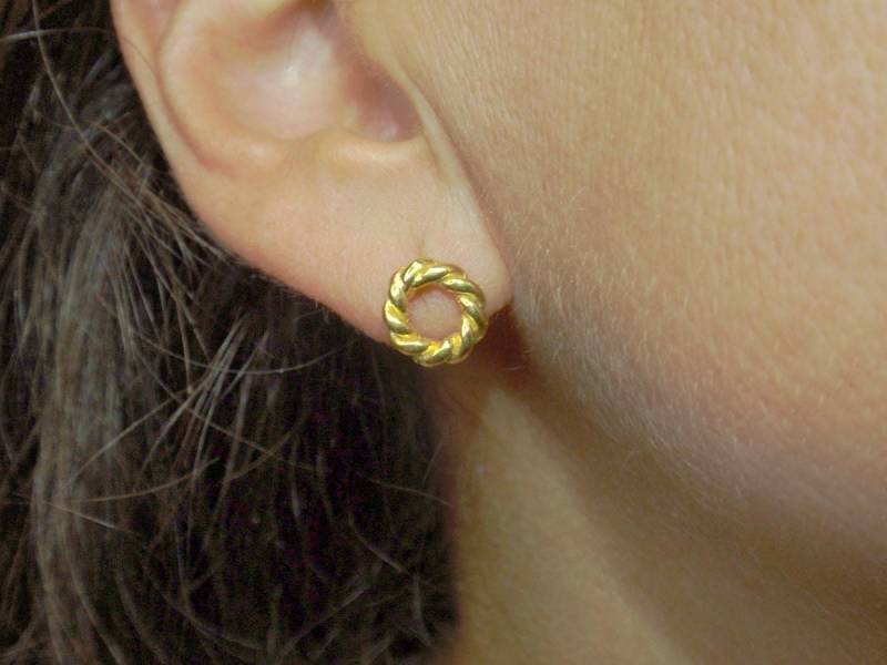 Runde Goldohrringe Offene Verdrehte Kreis Ohrstecker 24 Karat Vergoldete Sterling Silber Perfektes Geschenk Für Frauen Valentines Gift von preciousjd