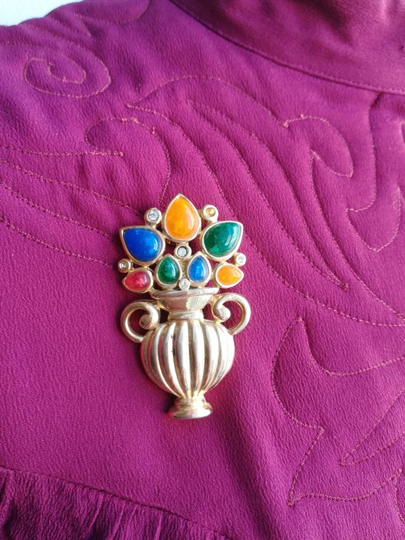 Vintage Edelstein Amphore Brosche 80Er Jahre Art Deco Anstecknadel von presquenew