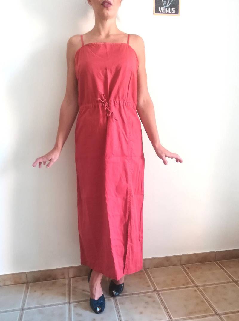 Vintage 90Er Jahre Leinen Maxi Kleid Kirschrotes Boho Pencil Kleid, M von presquenew