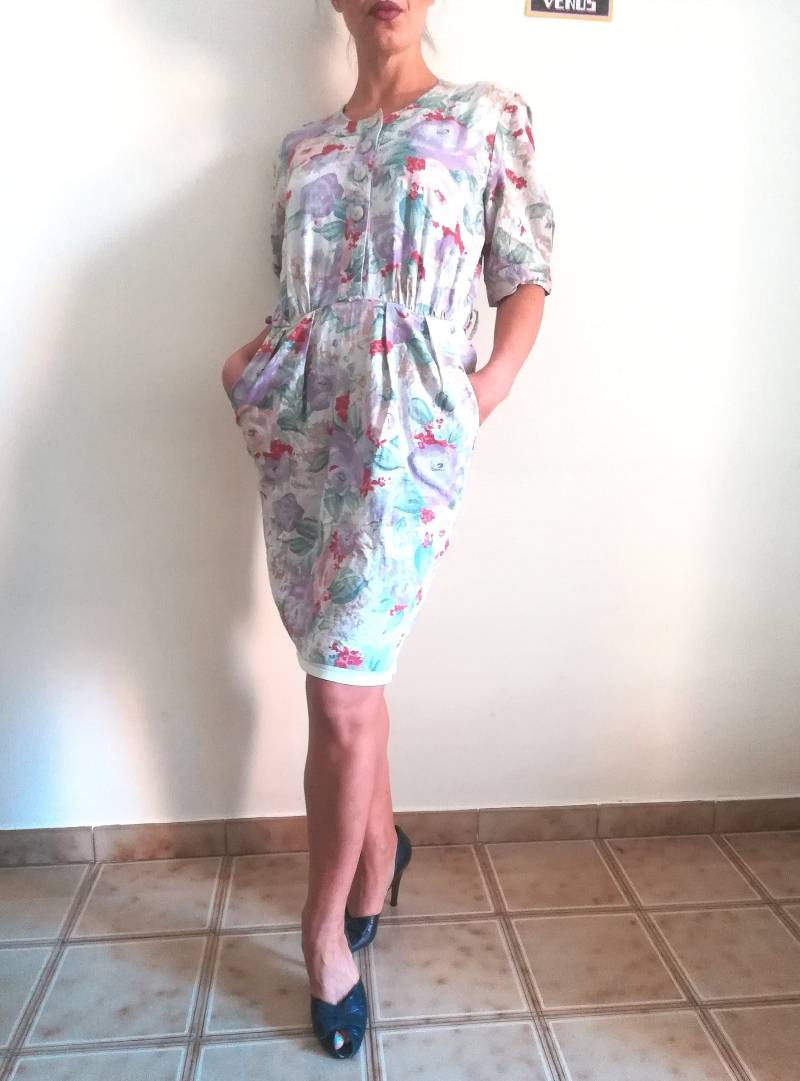 Vintage 80Er Jahre Floral Leinen Midi Kleid - Sonia Modelle Usa 8 von presquenew