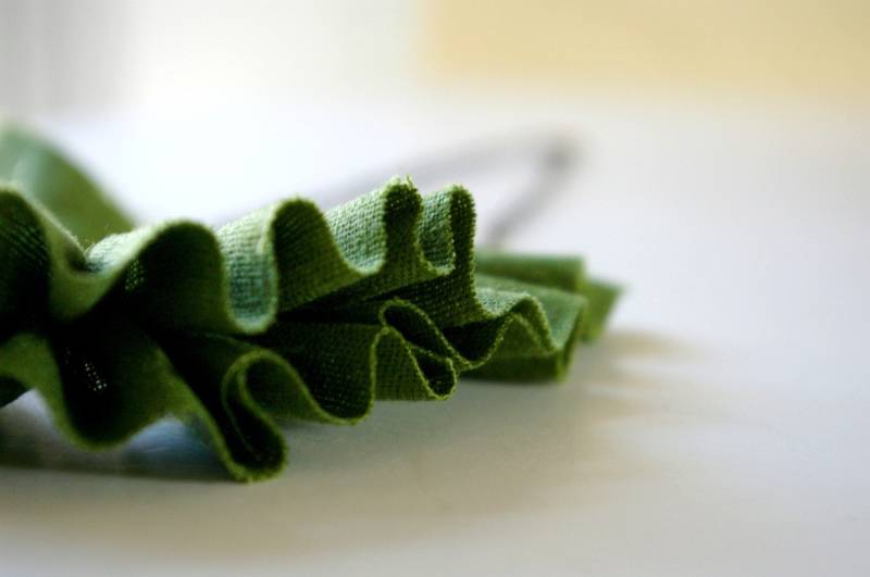 Rüschenkette Aus Leinen in Tannengrün von prettiesbymeg