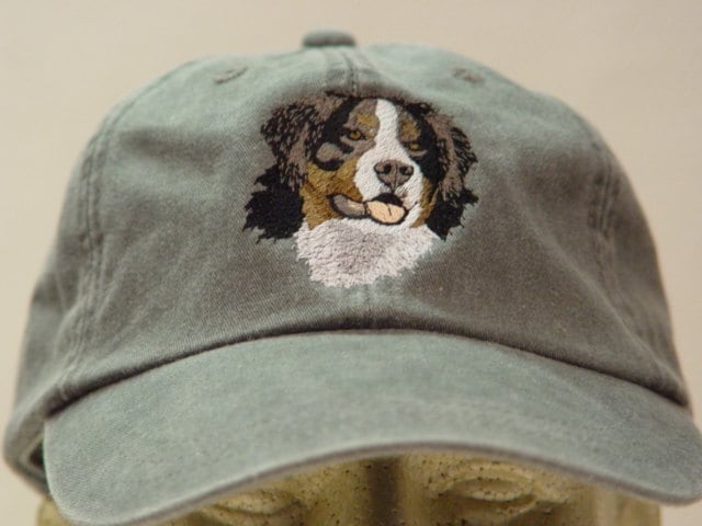 Bernese Mountain Dog Hut - Gestickte Mann-Frauen-Baseballmütze Preis Stickerei-Bekleidung 24 Farbe Erwachsene Mama Papa Geschenk Canine Pet Caps von priceapparel