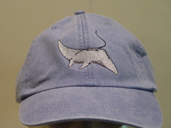 Manta Ray Hut - Gestickte Männer Frauen Marine Wildlife Baseballkappe Preis Stickerei Bekleidung 24 Farben Mama Papa Ozean Teufel Stich Geschenk von priceapparel