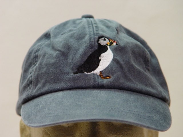 Puffin Bird Hat - Eine Gestickte Damen Herren Wildtier-Baseballmütze Preis Stickerei Bekleidung Mama Papa Geschenk 24 Farbe Erwachsene Caps von priceapparel