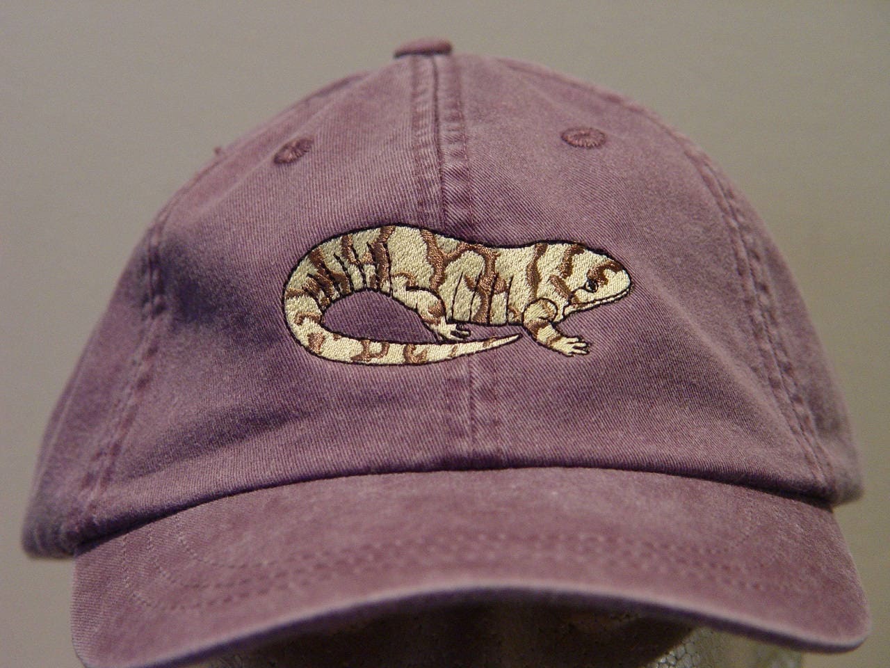 Tiger Salamander Hut Gestickte Männer Frauen Amphibien Baseballmütze - Preis Stickerei Bekleidung 24 Farbe Mama Papa Maulwurf Wildtiere Geschenk Caps von priceapparel