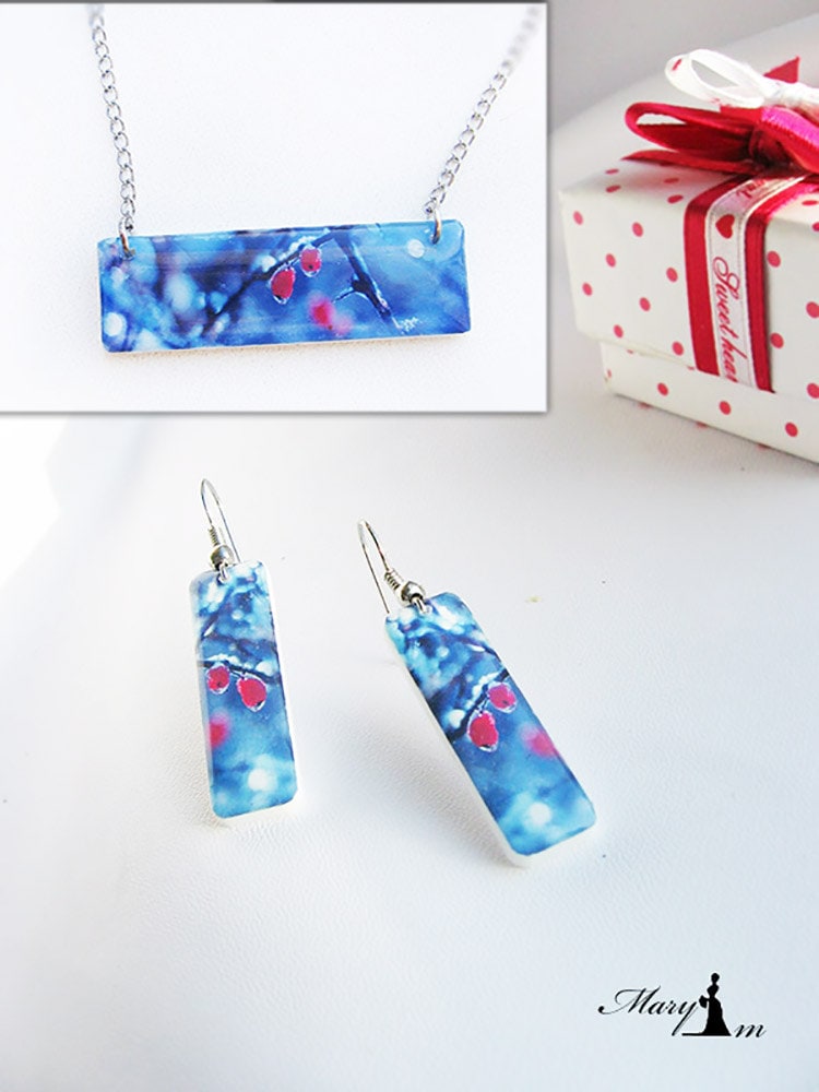 Winter Vogelbeere Set Mit Einem Hellen Muster. Schmuck Aus Resin. Handgemachter Für Sie. Blaues Dekor. Vogelbeeren. Geschenk von prikrasyMary