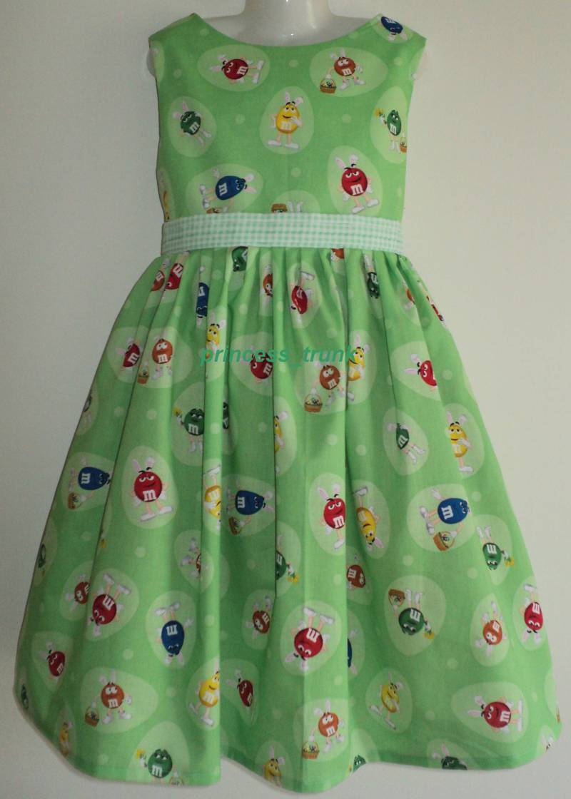 Handgefertigte Wunderschöne M & Ostereier Kleid Benutzerdefinierte Größe von princesstrunk2