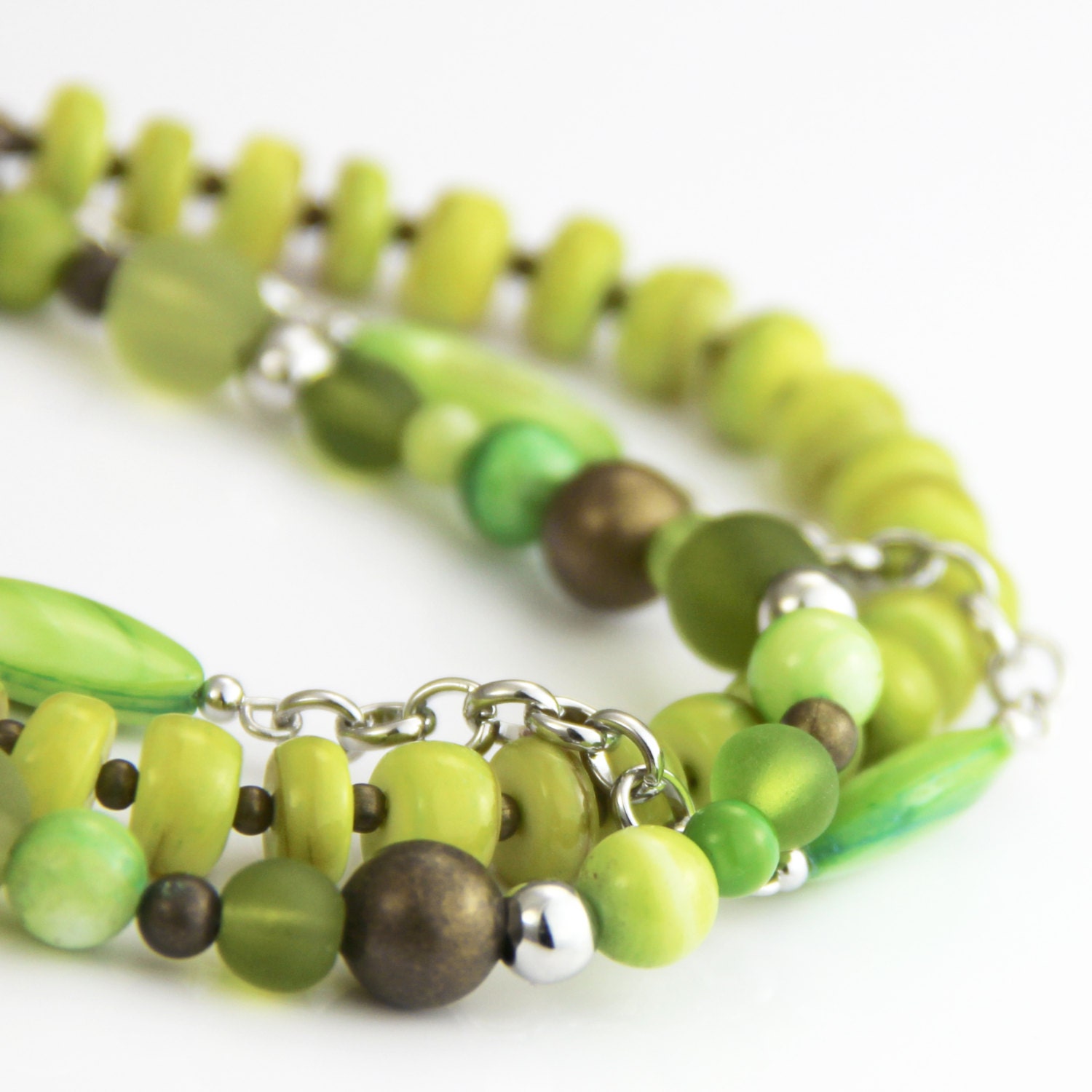 Gemischte Grüne Armband - Multi Green Olive Lime Chartreuse Kelly Grün Silber Antik Gold Messing Perlen Strang von productsof47