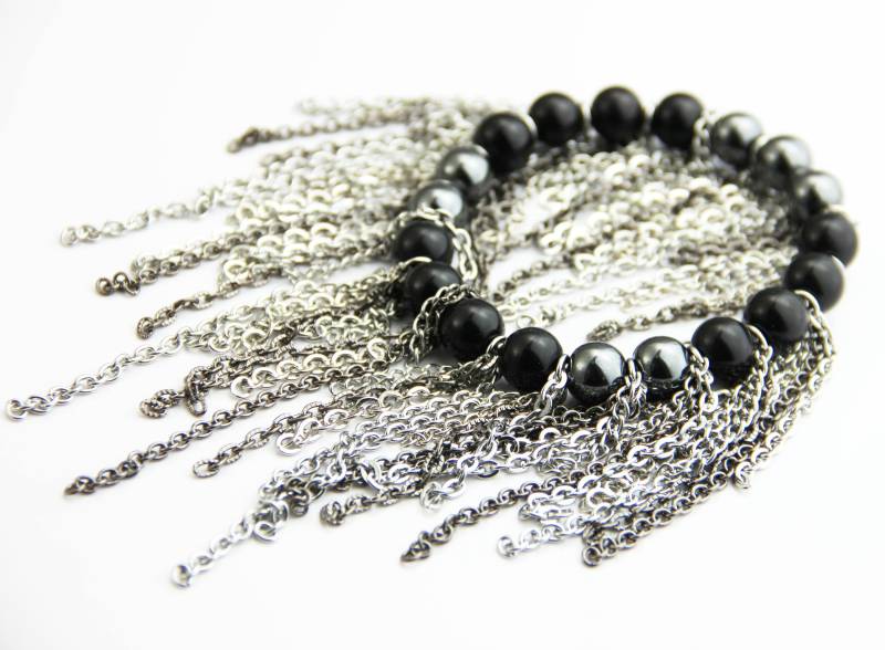 Metallic Silber Schwarz Fransen Armband - Multi Chain Fringe Hämatit Perlen Grau Gunmetal Kette Stretch Neutral von productsof47