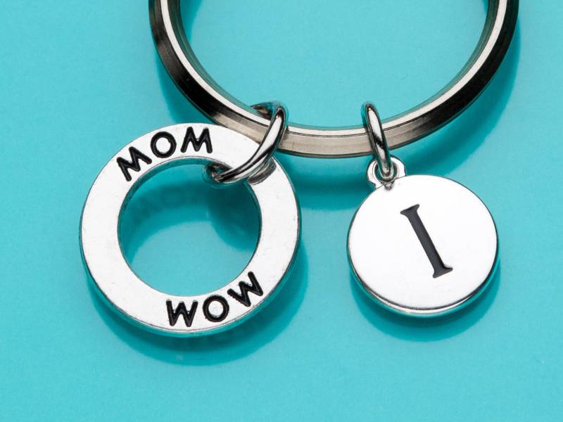 Mutter Schlüsselbund, Schlüsselanhänger Mom, Mom Wow Charme Affirmation Ring, Anfängliche Keychain, Personalisierte Benutzerdefinierte Keychain 655 von promisemeeverything2