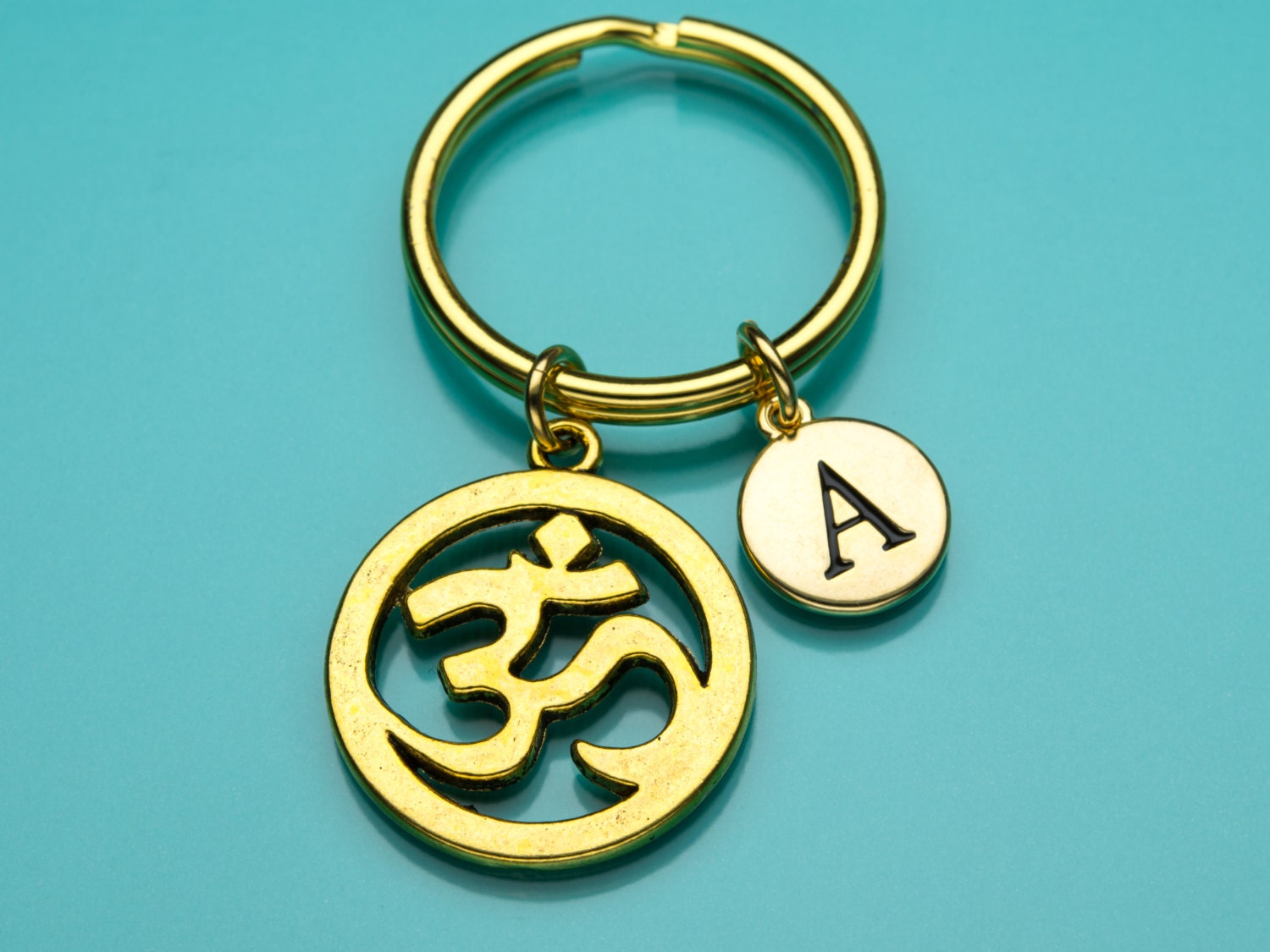 Om Symbol Schlüsselanhänger, Gold Yoga Charme, Erste Personalisierte Benutzerdefinierte Charme 500 von promisemeeverything2