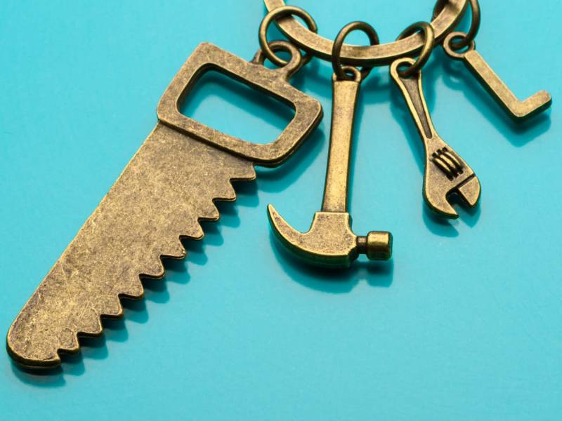 Tool Keychain, Bronze Carpentry Tools Key Ring, Carpenter Es Tools, Workman Initial Personalized 526, 529, 531 Tool Keychain, Bronze Carpentry Tools Key Ring, Carpenter Es Tools, Workman Initial Personalized 526, 529, 531 von promisemeeverything2