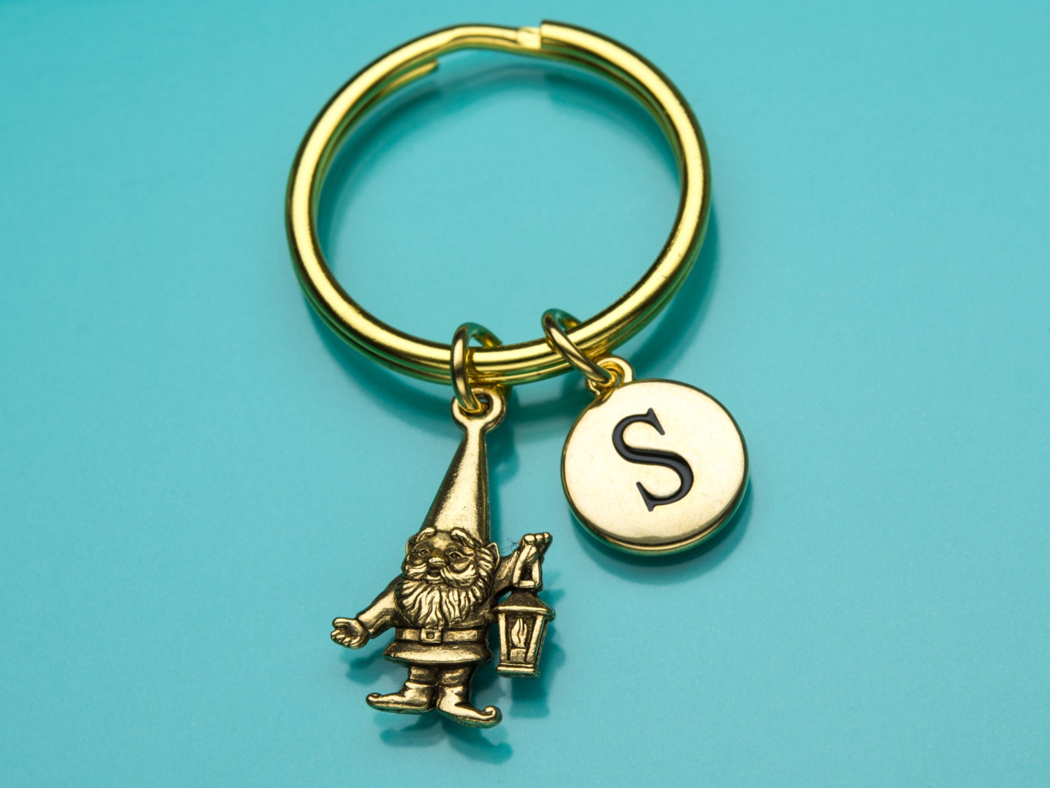 Wichtel Schlüsselanhänger, Gold Schlüsselring, Glückssymbol, Initial Schlüsselbund, Personalisierter Benutzerdefinierter Charm 447 von promisemeeverything2