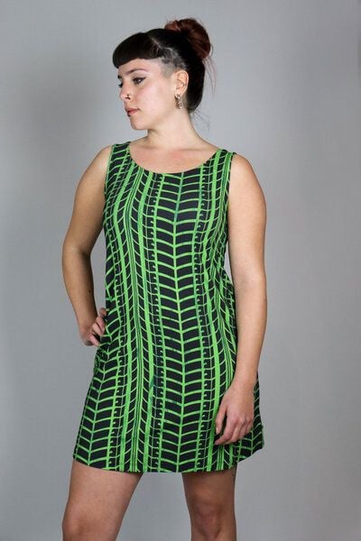 provocans EST Bambus Kleid Tractor in the Jungle von provocans EST