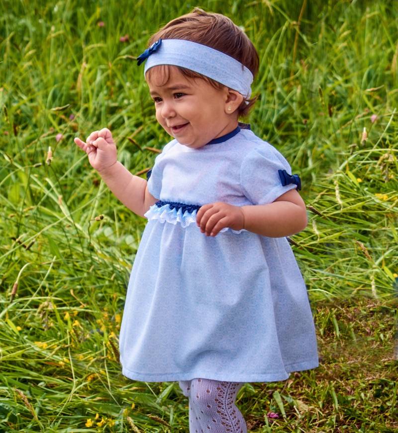 Blaues Mädchenkleid, Mädchenkleid Mit Spitze, Kurzärmeliges Blaues Sommermädchenkleid von puntoYbies