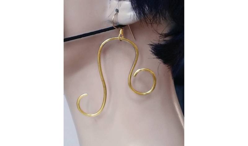 Leo Ohrringe/9 Farben Löwe Sternzeichen Schmuck Gold Kupfer Messing Lila Silber Gold Saison Leo Leo Ohrringe/9 Farben Löwe Sternzeichen Schmuck Gold Kupfer Messing Lila Silber Gold Saison Leo von purplepartydesigns