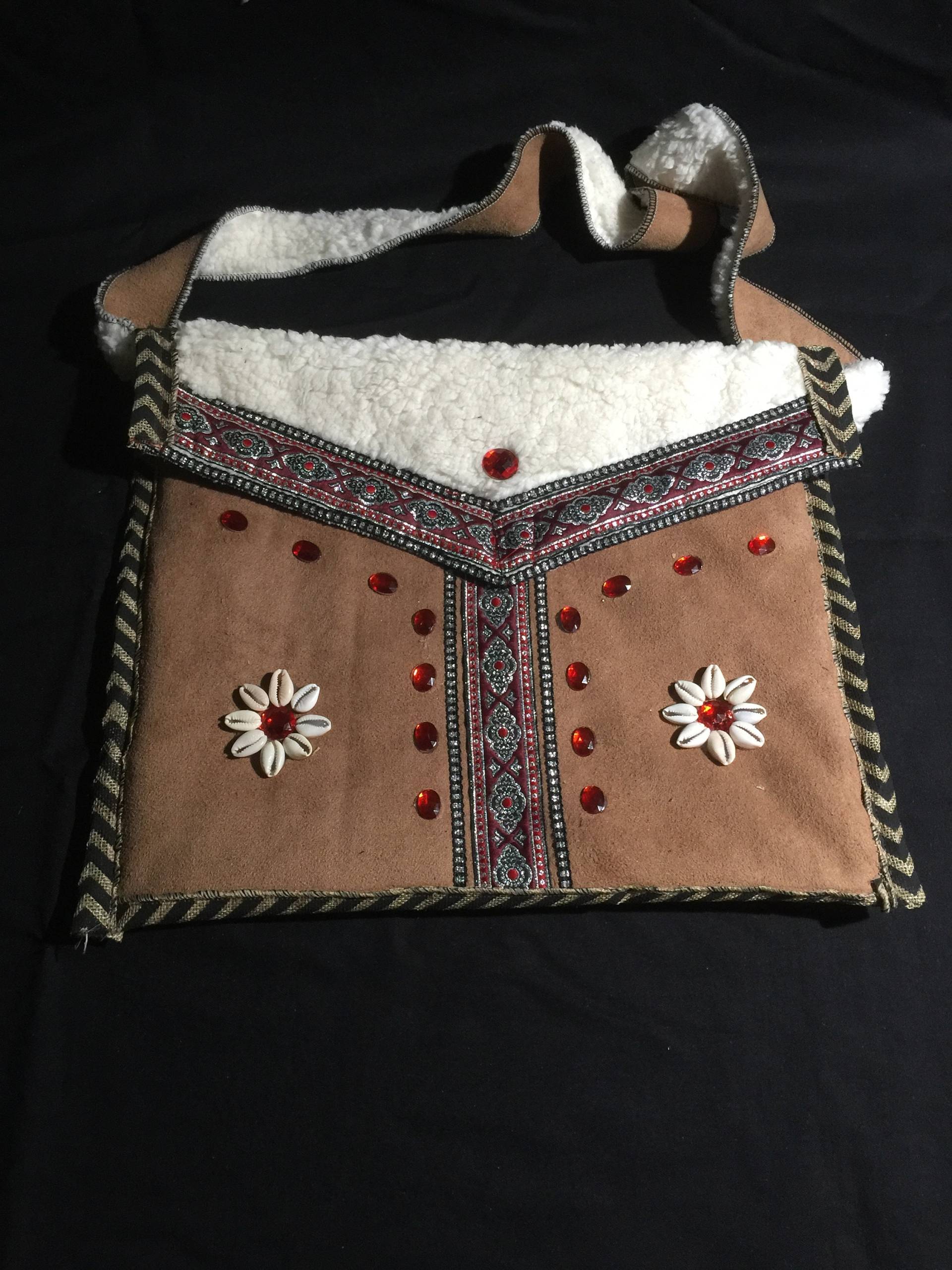 Taschen/ Carteras Taschen/ Carteras von qamarorishas