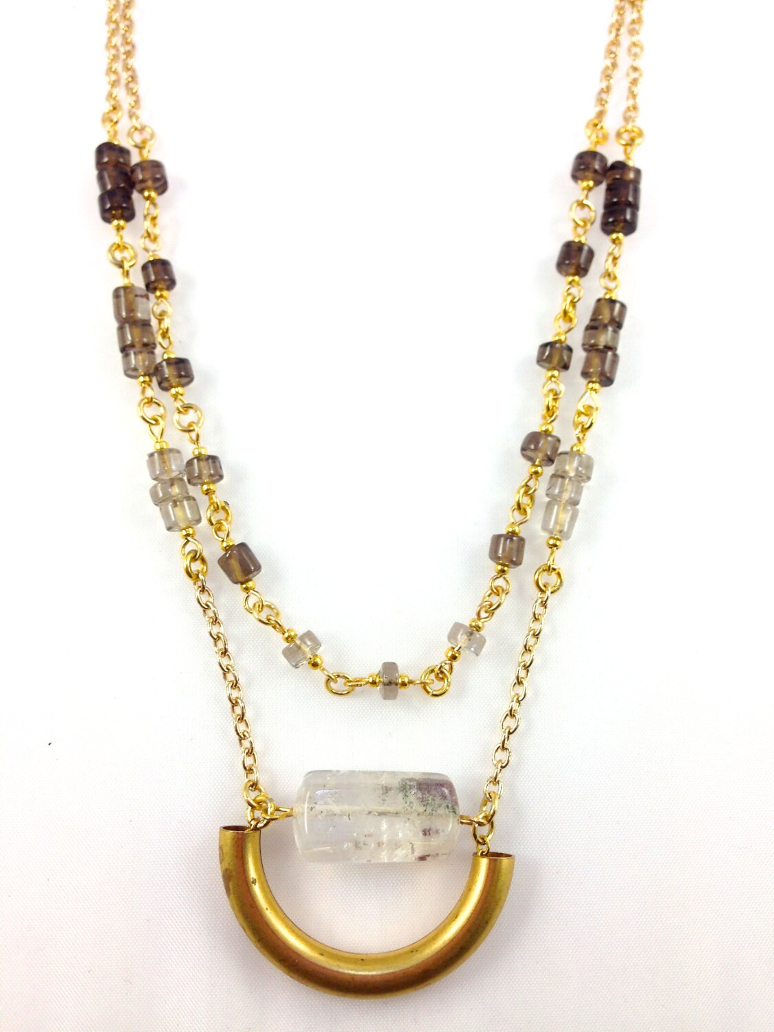 Crystal Quartz, Smokey Quartz Mit Messing Metall Rohr Und Kette Halskette | Qdwd Crystal Quartz, Smokey Quartz Mit Messing Metall Rohr Und Kette Halskette | Qdwd von quambydesigns